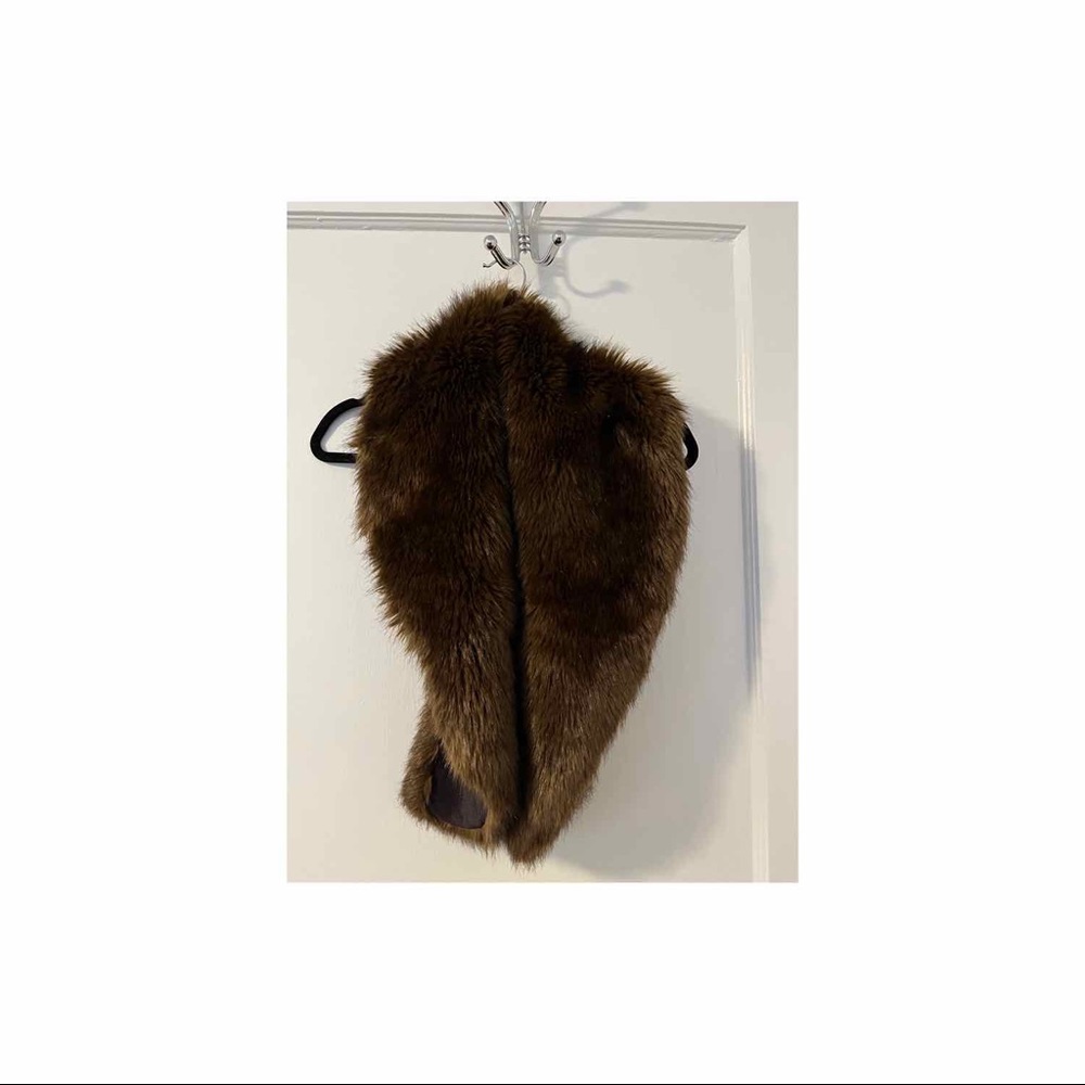 Zara brown faux fur stole